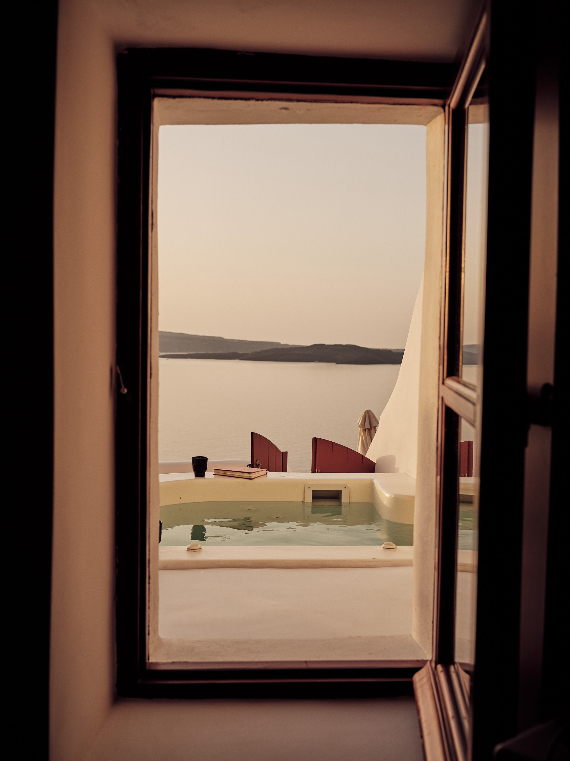 Airbnb / Greece